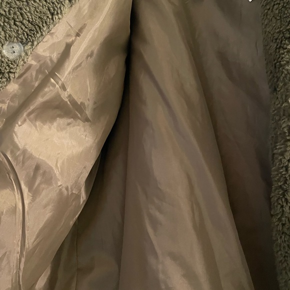 By Egreis Teddy Coat - Picture 4 of 9